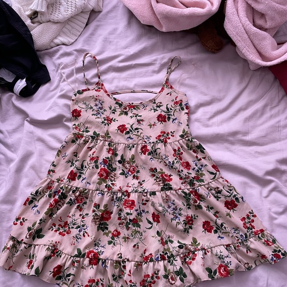 Floral Flowy Tank Top - Picture 2 of 4